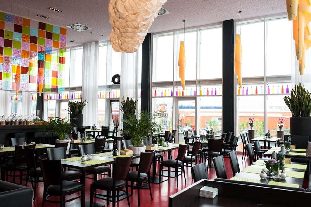 Stay2Munich Hotel & Serviced Apartments Brunnthal Restaurant photo