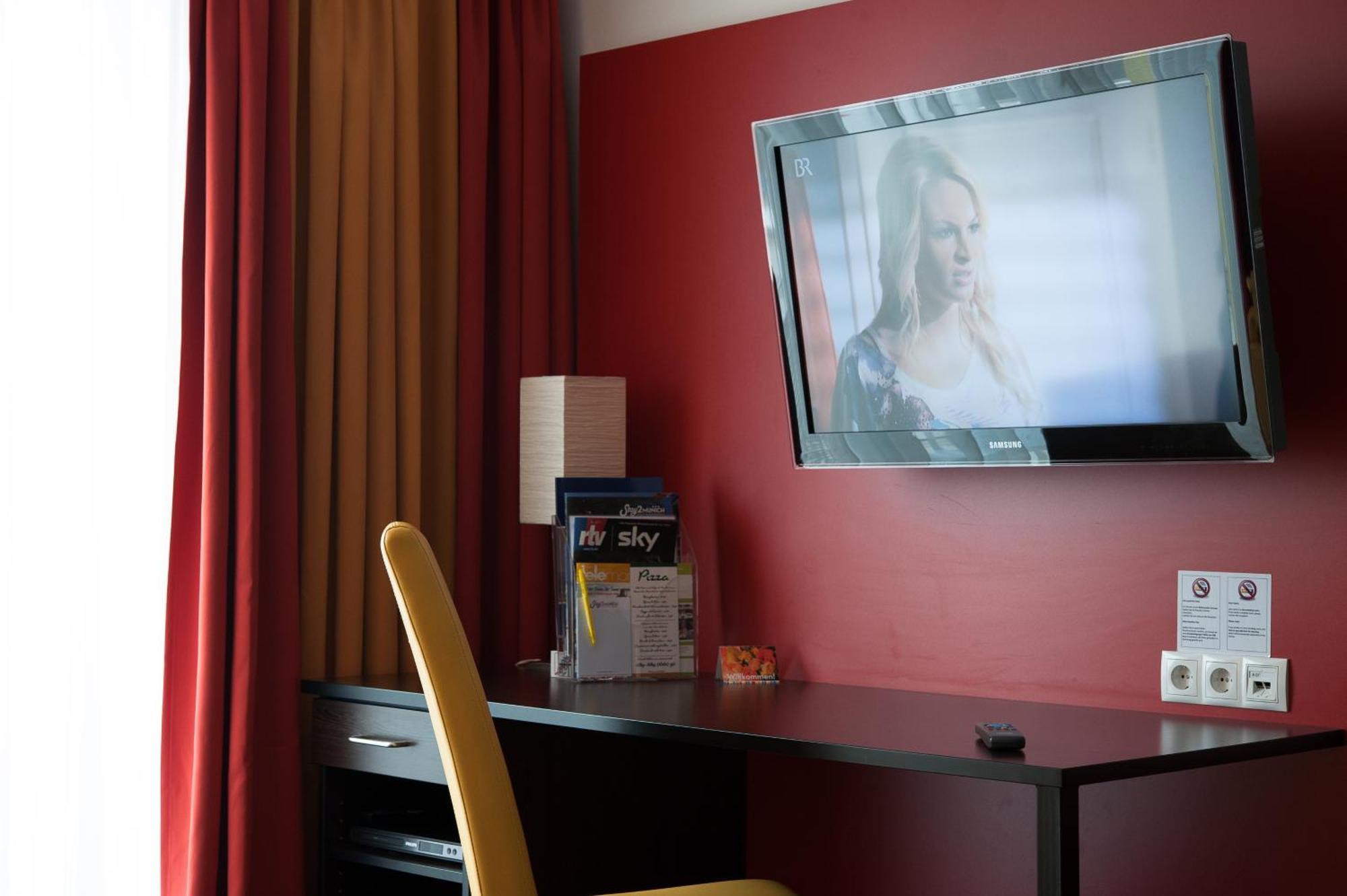 Stay2Munich Hotel & Serviced Apartments Brunnthal Extérieur photo