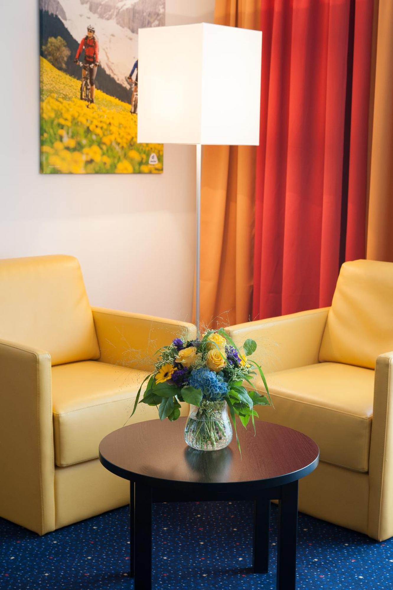 Stay2Munich Hotel & Serviced Apartments Brunnthal Extérieur photo