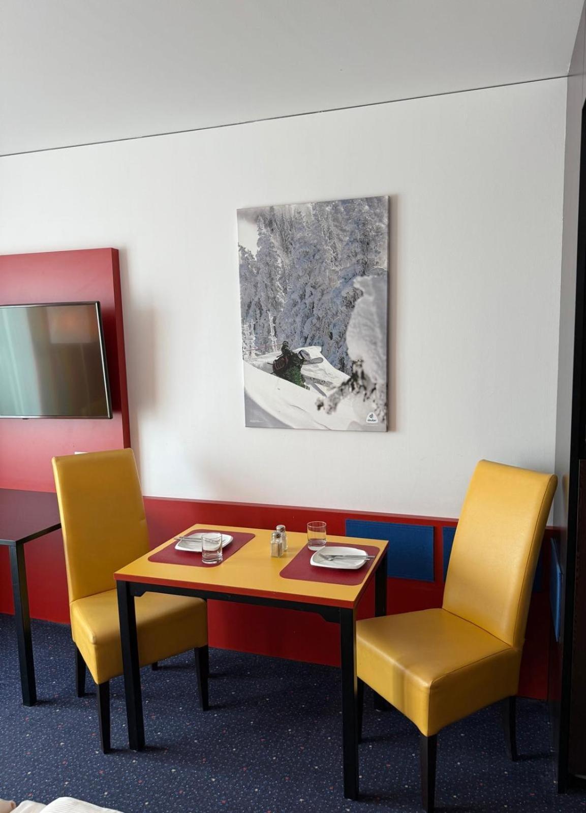 Stay2Munich Hotel & Serviced Apartments Brunnthal Extérieur photo