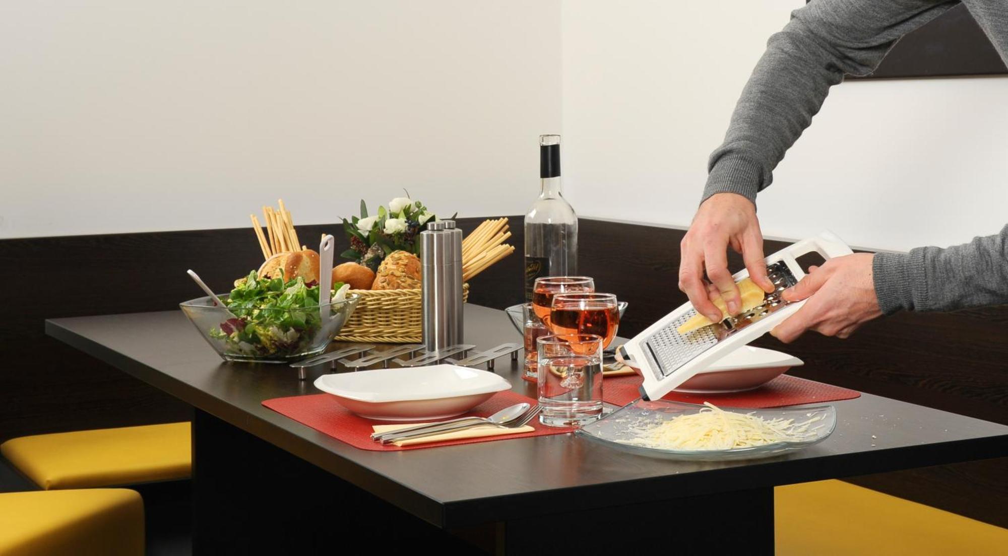Stay2Munich Hotel & Serviced Apartments Brunnthal Extérieur photo